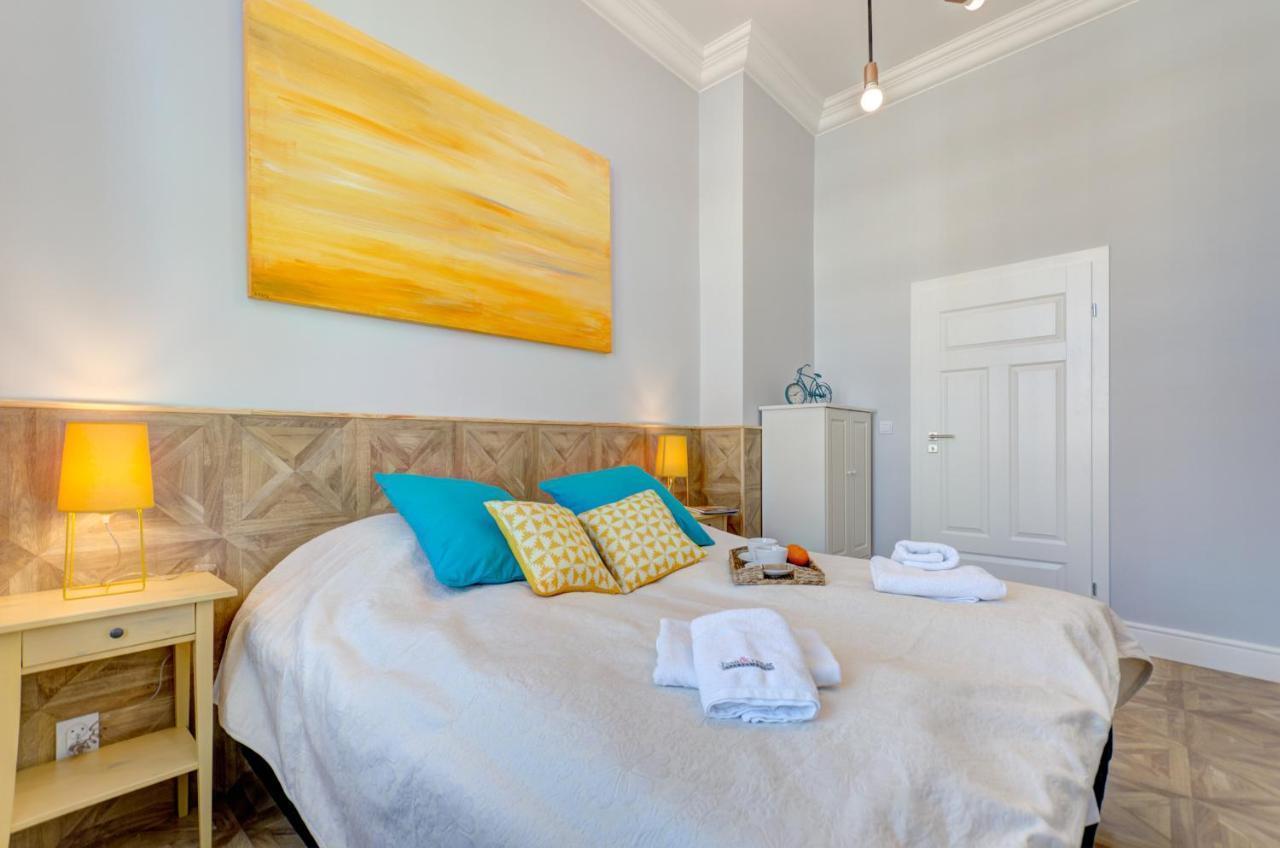 Dom & House - Old Town Mariacka Apartment